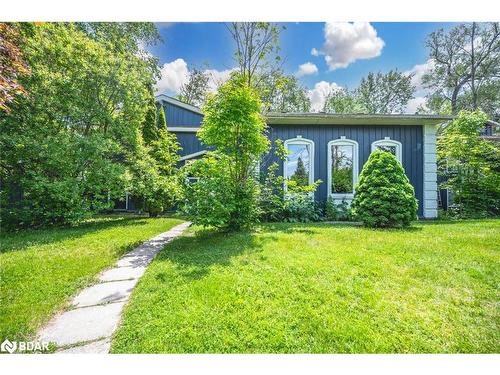 3071 Mosley Street, Wasaga Beach, ON - Outdoor