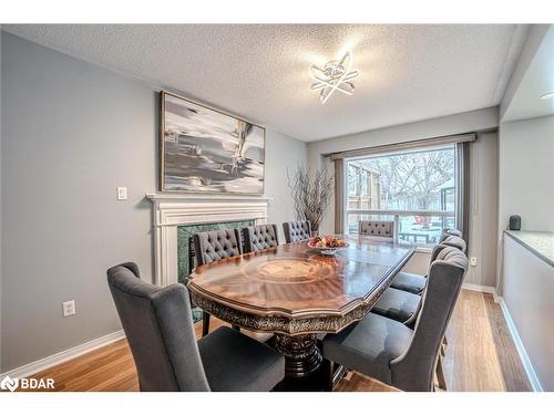 56 Draper Crescent, Barrie, ON - Indoor Photo Showing Dining Room