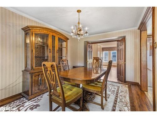 36 Kempenfelt Drive, Barrie, ON - Indoor Photo Showing Dining Room