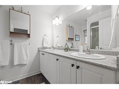 8 Sinclair Crescent, Ramara, ON - Indoor Photo Showing Bathroom