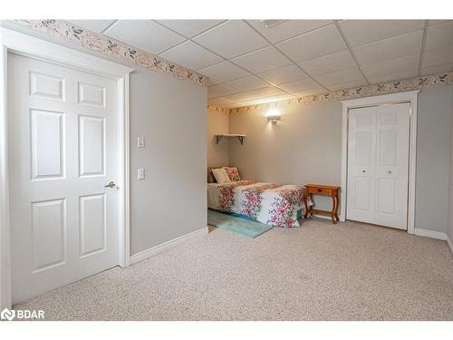 128 Wildwood Trail, Barrie, ON - Indoor Photo Showing Bedroom