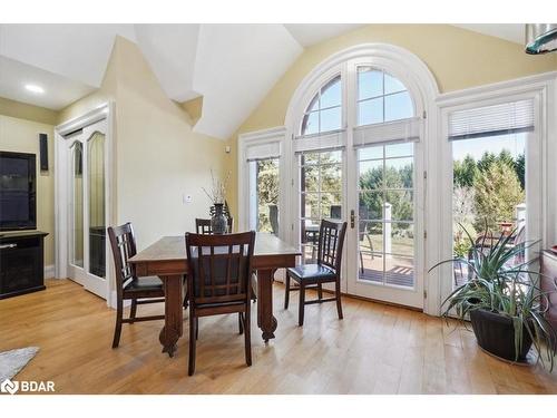 19696 Shaws Creek Road, Caledon, ON - Indoor Photo Showing Dining Room