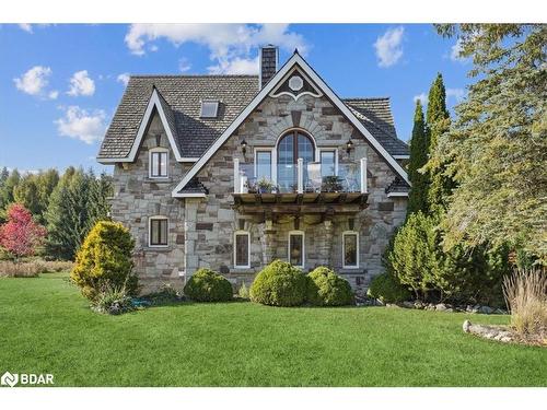 19696 Shaws Creek Road, Caledon, ON - Outdoor With Facade