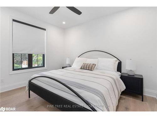 271 Codrington Street Street, Barrie, ON - Indoor Photo Showing Bedroom