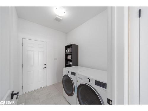 29 Harvest Crescent, Barrie, ON - Indoor Photo Showing Laundry Room