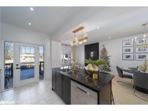 29 Harvest Crescent, Barrie, ON - Indoor Photo Showing Kitchen With Double Sink