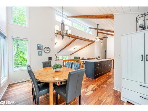 22 Pine Ridge Trail, Oro-Medonte, ON - Indoor Photo Showing Dining Room