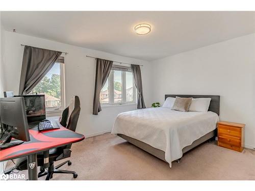 48 Loon Avenue, Barrie, ON - Indoor Photo Showing Bedroom