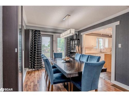 1923 10Th Line, Innisfil, ON - Indoor Photo Showing Dining Room