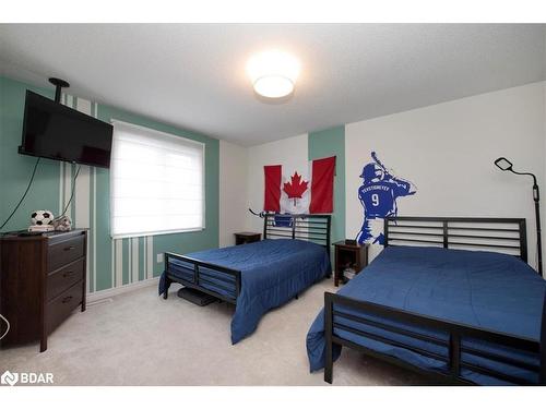 74 Megan Crescent, Barrie, ON - Indoor Photo Showing Bedroom