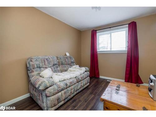 59 Robin Court, Barrie, ON - Indoor Photo Showing Bedroom