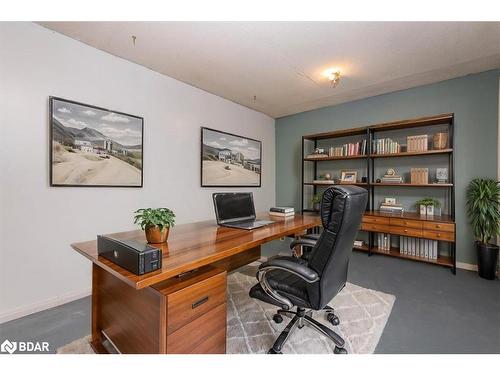 59 Robin Court, Barrie, ON - Indoor Photo Showing Office