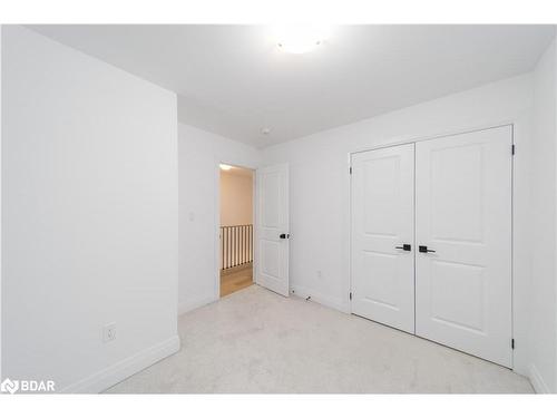 137 Turnberry Lane, Barrie, ON - Indoor Photo Showing Other Room