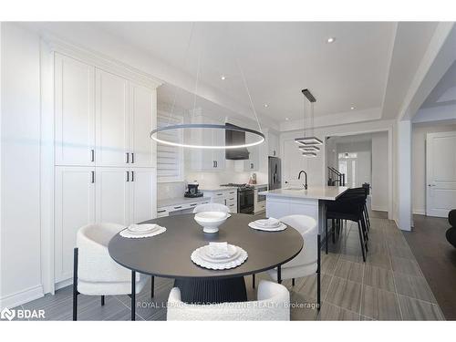 3173 Millicent Avenue, Oakville, ON - Indoor Photo Showing Dining Room