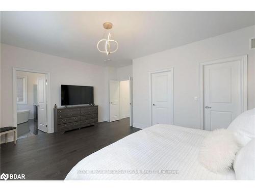 3173 Millicent Avenue, Oakville, ON - Indoor Photo Showing Bedroom