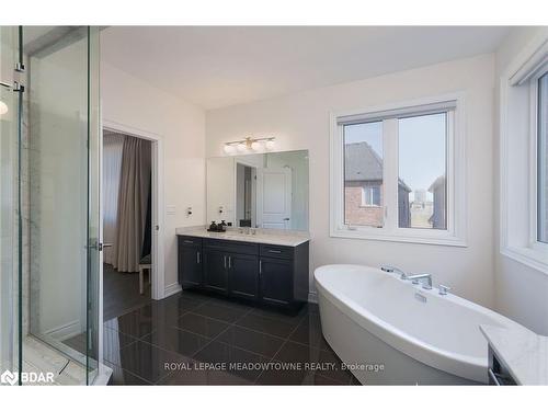 3173 Millicent Avenue, Oakville, ON - Indoor Photo Showing Bathroom