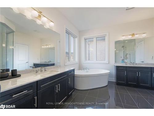 3173 Millicent Avenue, Oakville, ON - Indoor Photo Showing Bathroom