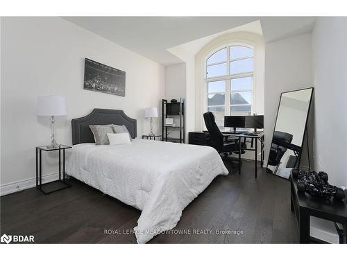 3173 Millicent Avenue, Oakville, ON - Indoor Photo Showing Bedroom