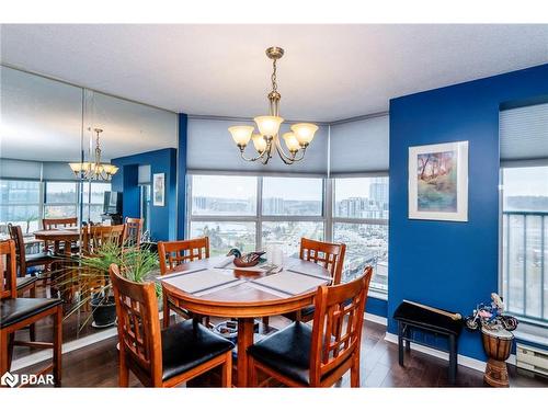 1502 W-140 Dunlop Street E, Barrie, ON - Indoor Photo Showing Dining Room