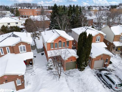 19 Weatherup Crescent, Barrie, ON - Outdoor With Facade