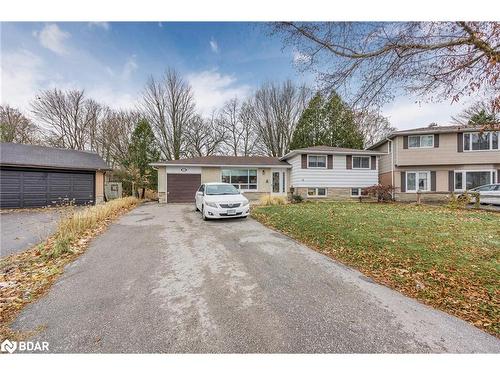 12 Curtiss Court, Barrie, ON - Outdoor With Facade