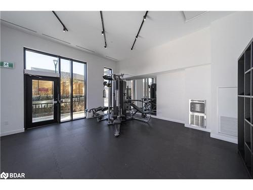 18-2300 St Clair Avenue West, Toronto, ON - Indoor Photo Showing Gym Room