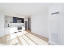 18-2300 St Clair Avenue West, Toronto, ON  - Indoor Photo Showing Kitchen 