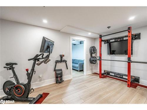 68 Dundonald Street, Barrie, ON - Indoor Photo Showing Gym Room