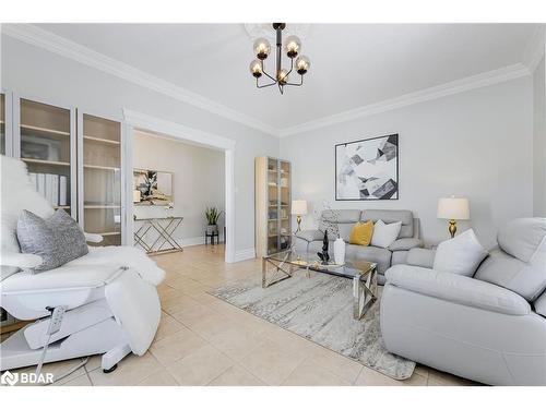 88 Edwards Drive, Barrie, ON - Indoor Photo Showing Living Room