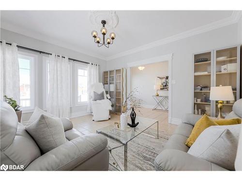 88 Edwards Drive, Barrie, ON - Indoor Photo Showing Living Room