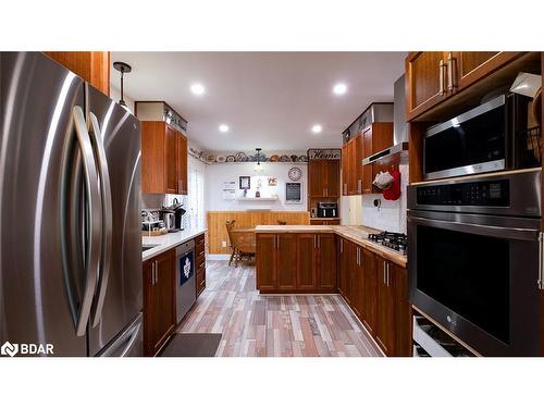 780 Pinegrove Avenue, Innisfil, ON - Indoor Photo Showing Kitchen