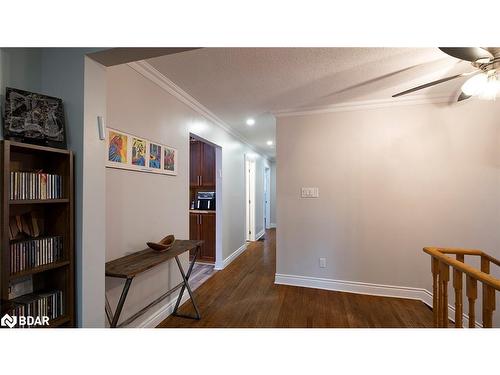 780 Pinegrove Avenue, Innisfil, ON - Indoor Photo Showing Other Room