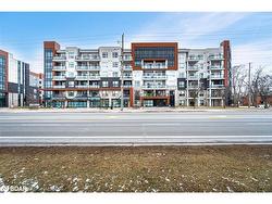 213-320 Plains Road E Burlington, ON L7T 0C1