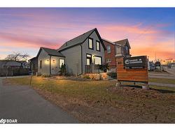 27 Victoria Street  Barrie, ON L4N 2H5