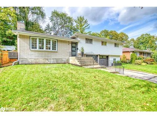 13 Parkside Drive  Quinte West, ON K8V 5L6