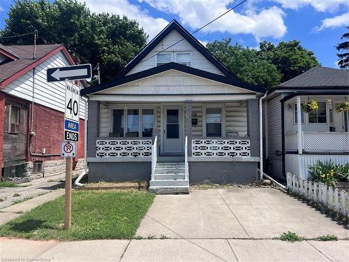 136 Robins Avenue, Hamilton, ON - Outdoor