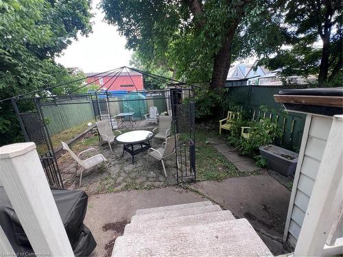 136 Robins Avenue, Hamilton, ON - Outdoor With Backyard