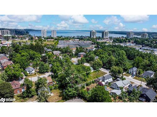 40 Perry St, Barrie, ON 