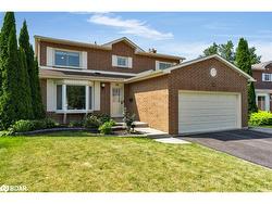 70 Lillian Crescent  Barrie, ON L4N 5H7