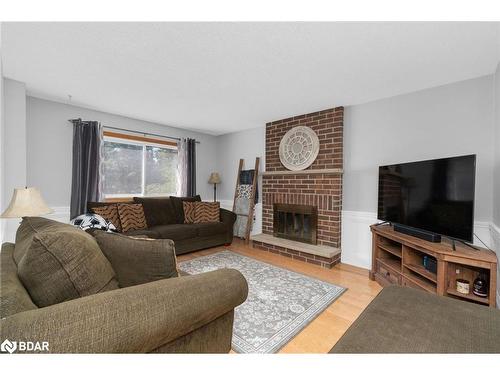 70 Lillian Crescent, Barrie, ON - Indoor Photo Showing Living Room With Fireplace