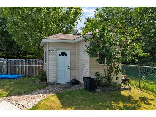 70 Lillian Crescent, Barrie, ON - Outdoor