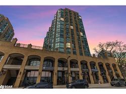 811-150 Dunlop Street E Barrie, ON L4M 6H1