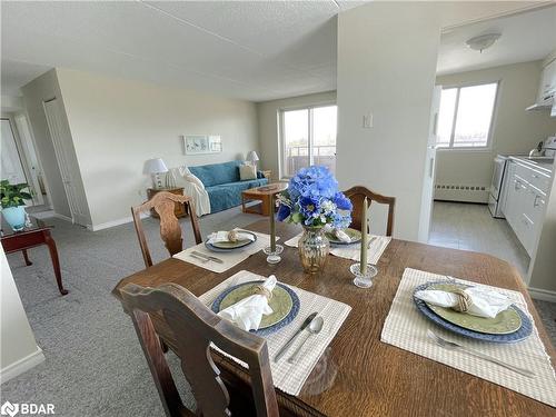 702-414 Blake Street, Barrie, ON - Indoor Photo Showing Other Room