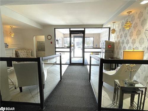 702-414 Blake Street, Barrie, ON - Indoor Photo Showing Other Room