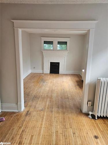 985 Main Street E, Hamilton, ON - Indoor With Fireplace