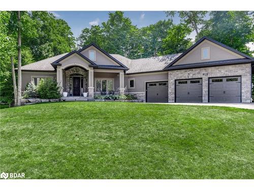 25 Heron Boulevard  Springwater, ON L0L 1Y3