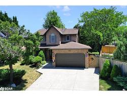 365 Celtic Drive  Stoney Creek, ON L8E 4N1