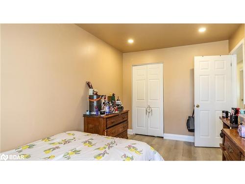 33B Cundles Road E, Barrie, ON - Indoor Photo Showing Bedroom