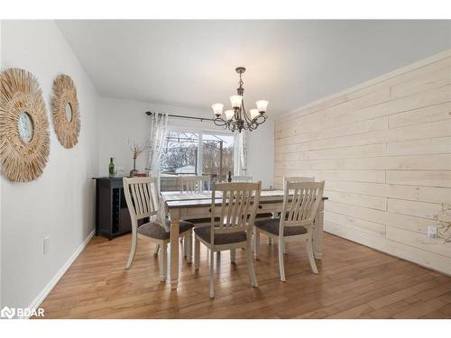1121 Harmony Road, Corbyville, ON - Indoor Photo Showing Dining Room