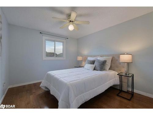 34-800 Upper Paradise Road, Hamilton, ON - Indoor Photo Showing Bedroom